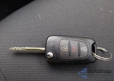 2011 Kia Soul + из США, поврежденный, VIN KNDJT2A26B7235911